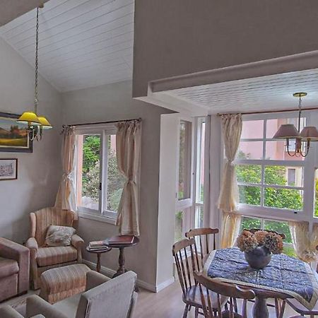 Duplex Floresta Negra - Sua Base Perfeita Em Gramado! Otima Localizacao Lagonegro 500M - 02 Quartos E 02 Banheiros Para Familia Em Condominio Fechad0, Cozinha Completa Com Garagem E Portaria 24H エクステリア 写真