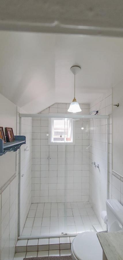 Duplex Floresta Negra - Sua Base Perfeita Em Gramado! Otima Localizacao Lagonegro 500M - 02 Quartos E 02 Banheiros Para Familia Em Condominio Fechad0, Cozinha Completa Com Garagem E Portaria 24H エクステリア 写真