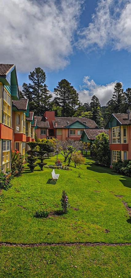 Duplex Floresta Negra - Sua Base Perfeita Em Gramado! Otima Localizacao Lagonegro 500M - 02 Quartos E 02 Banheiros Para Familia Em Condominio Fechad0, Cozinha Completa Com Garagem E Portaria 24H エクステリア 写真